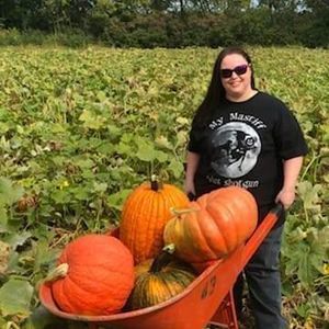 Meet your Posher, Jennifer